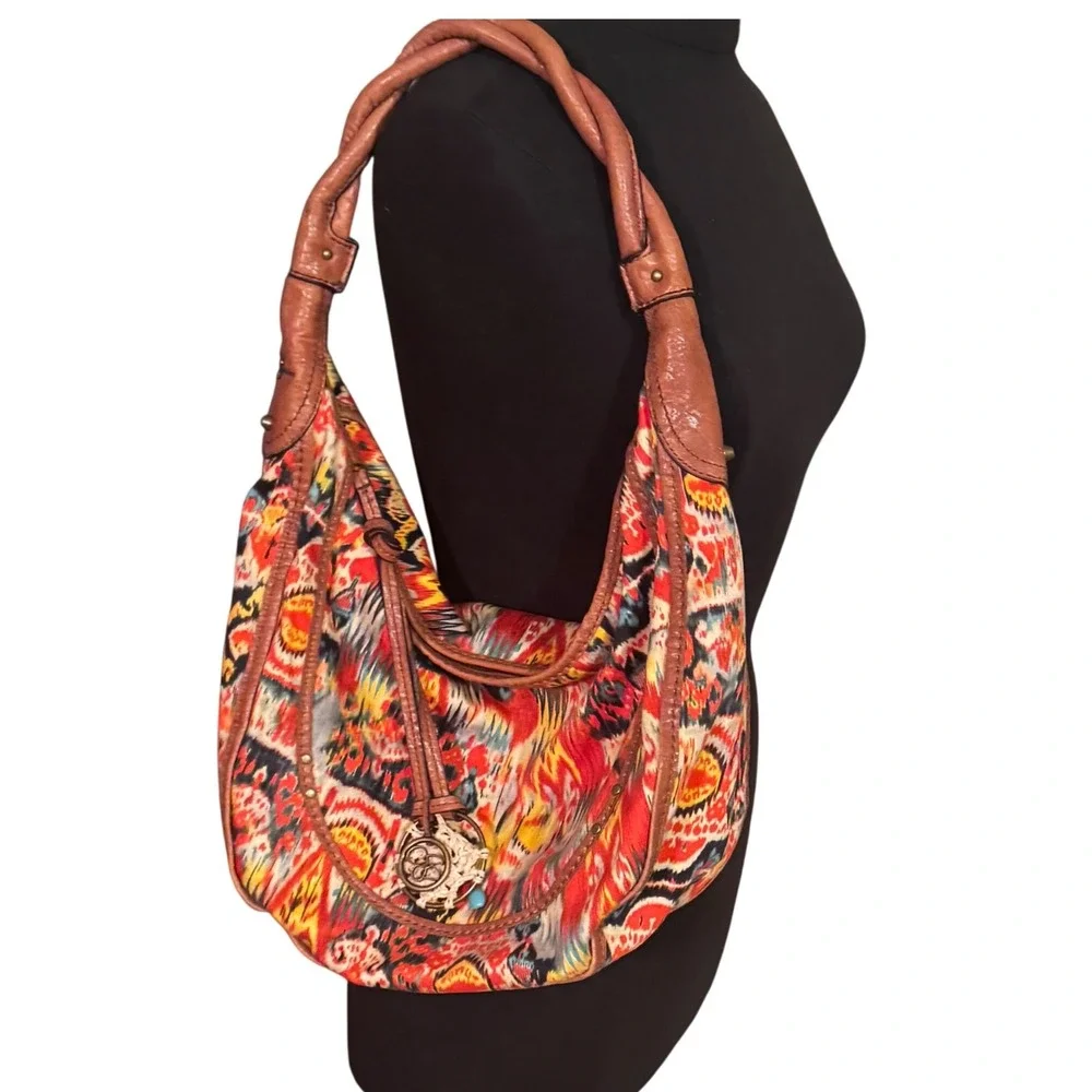 Jessica Simpson Hobo Bag Bohemian Faux Leather Trim Shoulder‎ Bag  Preloved